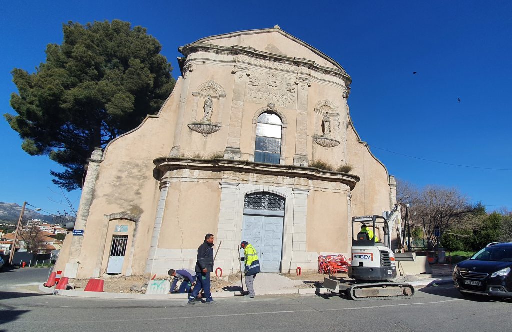 Construction : aménagements des abords des aires Saint-Michel